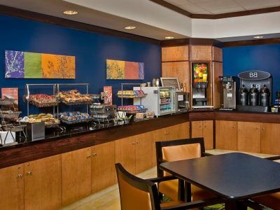 Fairfield Inn And Suites By Marriott Сеймур Экстерьер фото